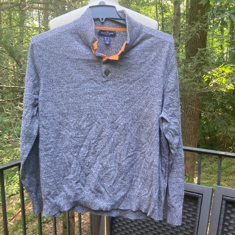 The Outfitters by Lands' End blue gray white varigated yarn sweater sz. XL